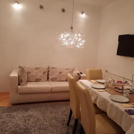 Stan Na Dan Bijeljina Tijana Apartment Exterior photo